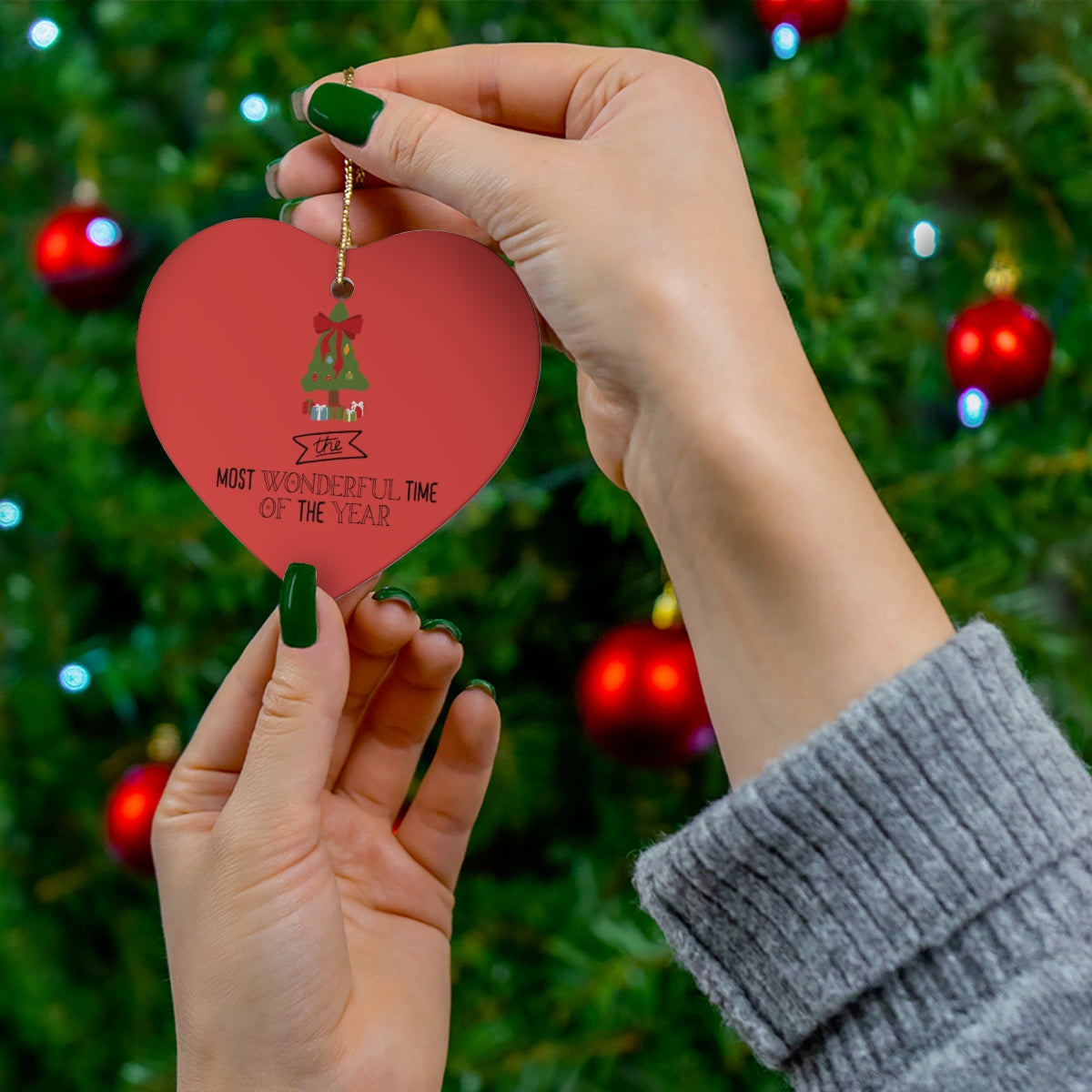 Meraki Paper - Ceramic Holiday Ornament - Most Wonderful Time of the Year - Heart - In Use